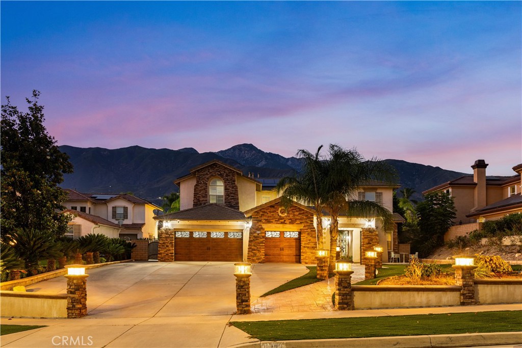 10140 Jacaranda Court