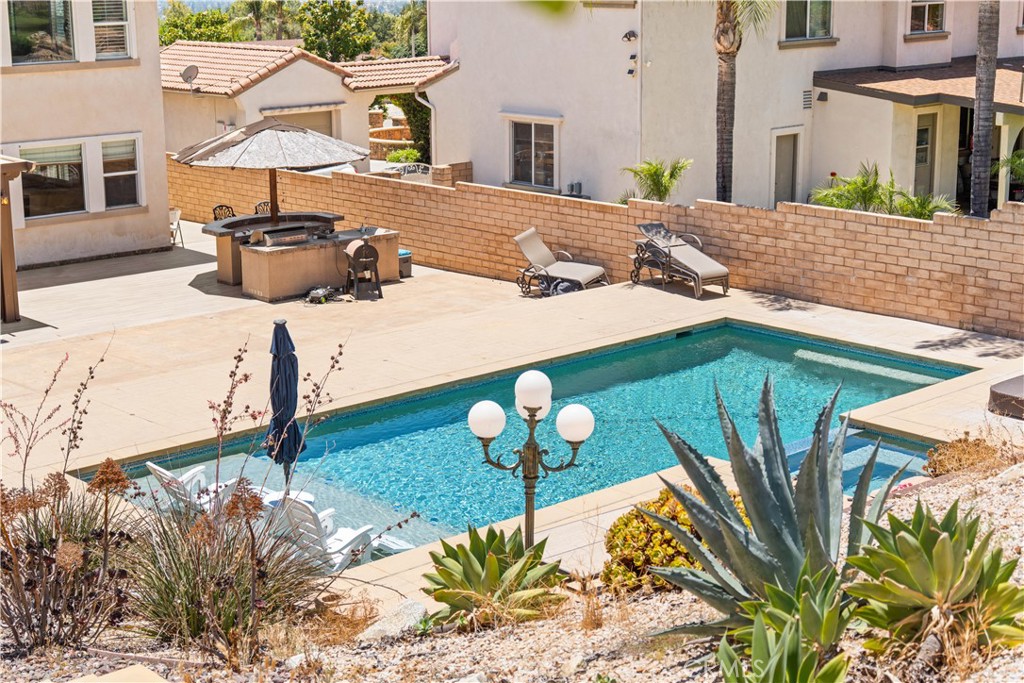10140 Jacaranda Court