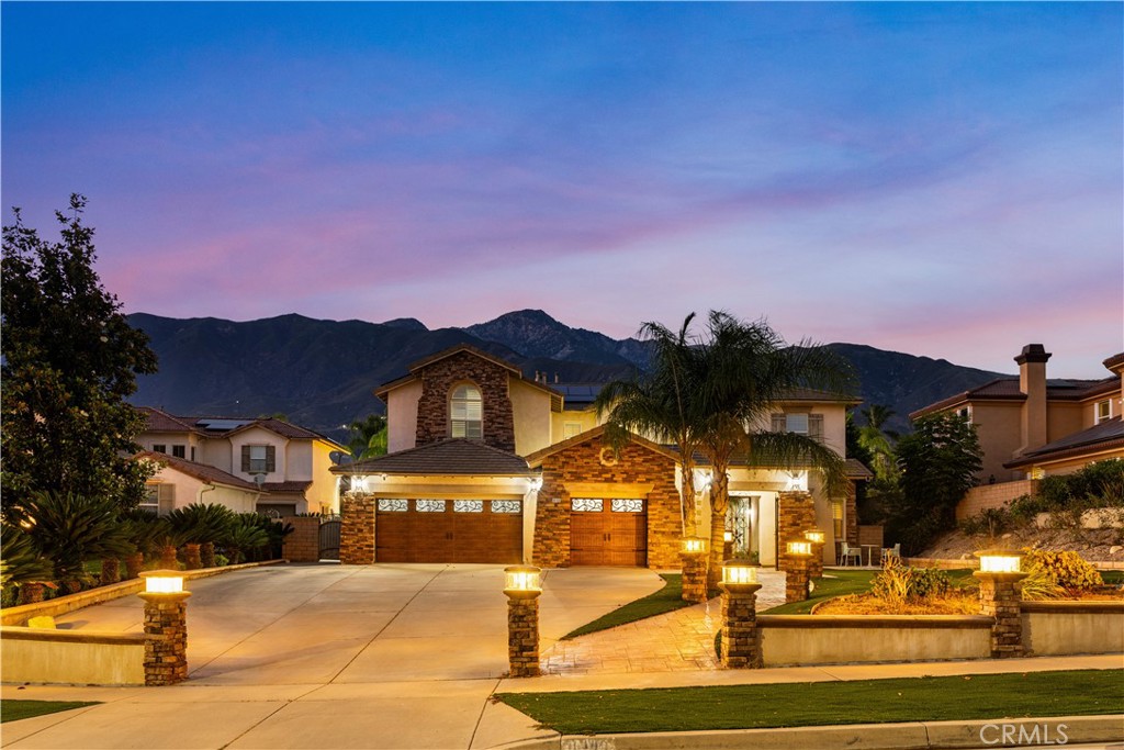 10140 Jacaranda Court