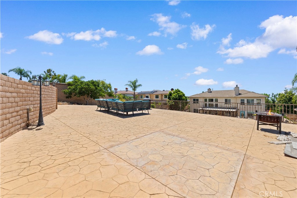 10140 Jacaranda Court