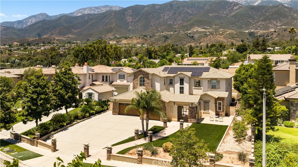 10140 Jacaranda Court