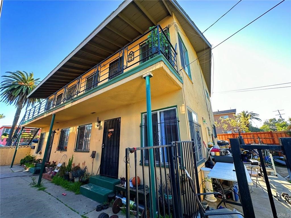 806 W Sepulveda Street