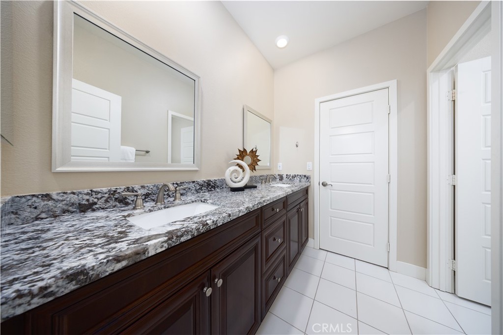 21086 Willow Heights