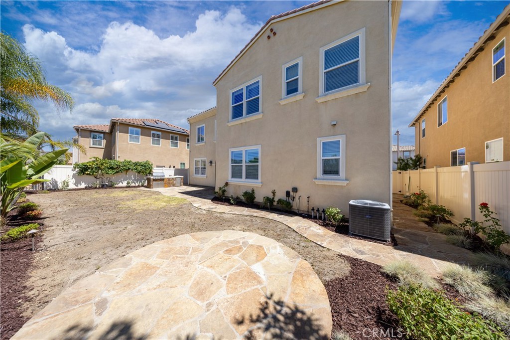 21086 Willow Heights