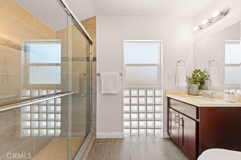 1007 S Del Mar