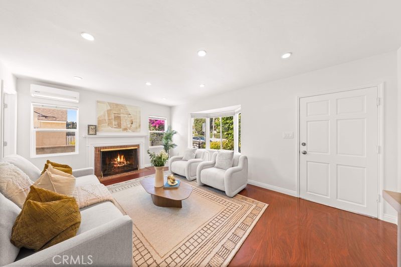 1007 S Del Mar