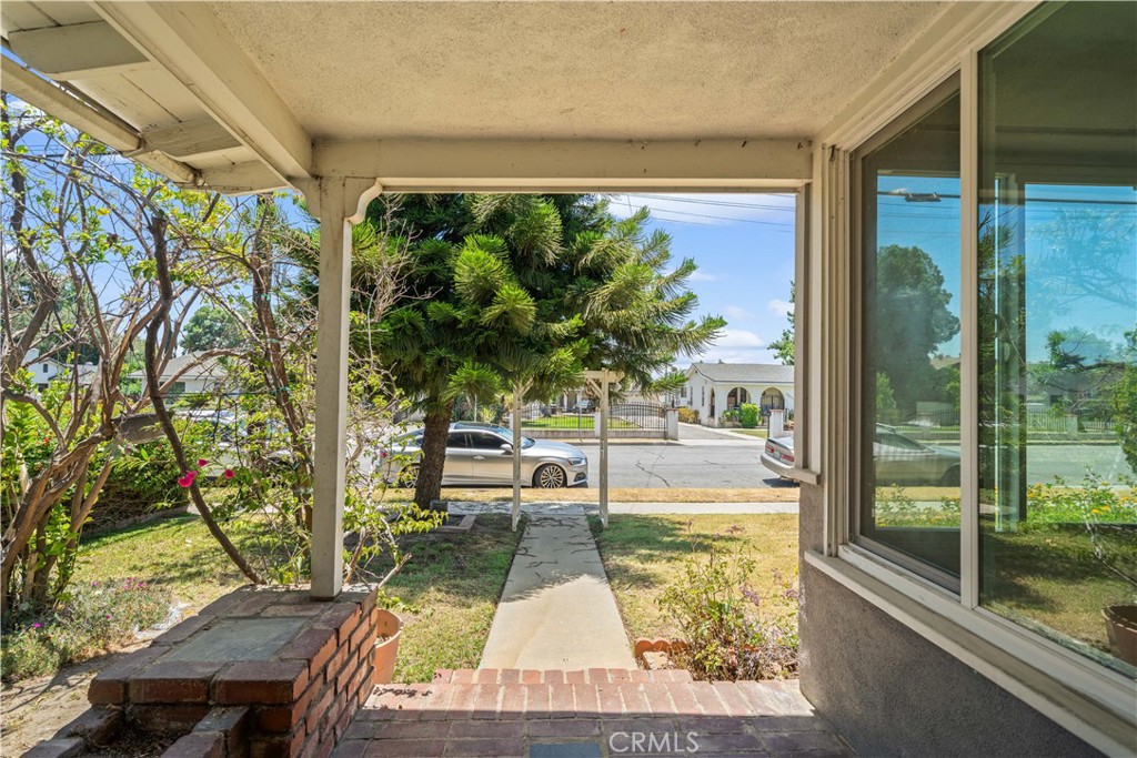 10207 Green Street