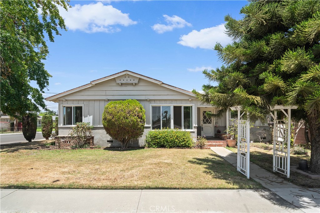 10207 Green Street