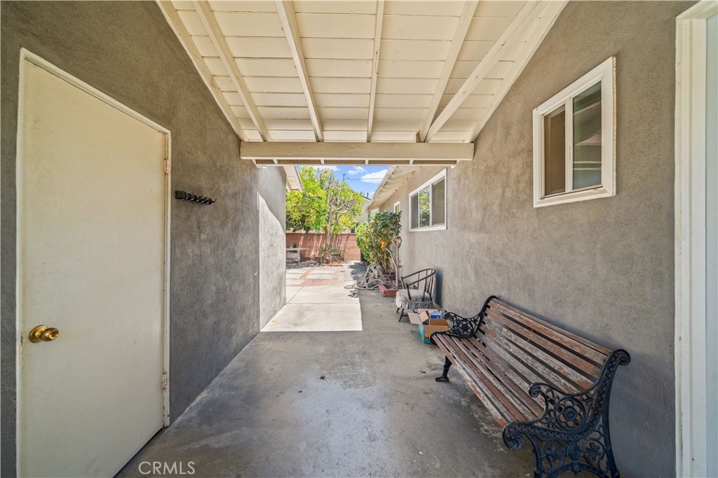 10207 Green Street