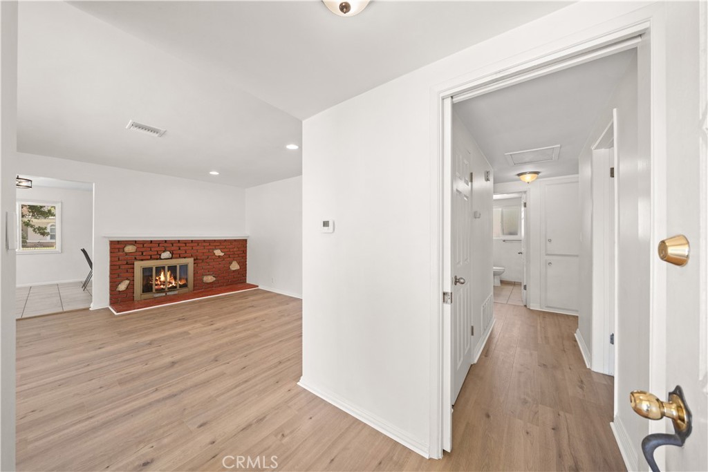 10207 Green Street