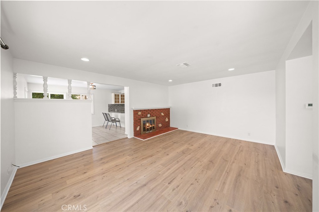 10207 Green Street