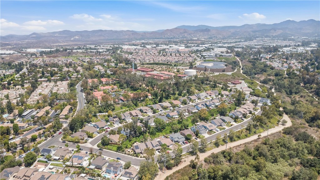 25555 Fallenwood