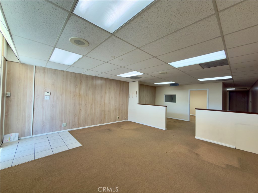 226 S Glendora
