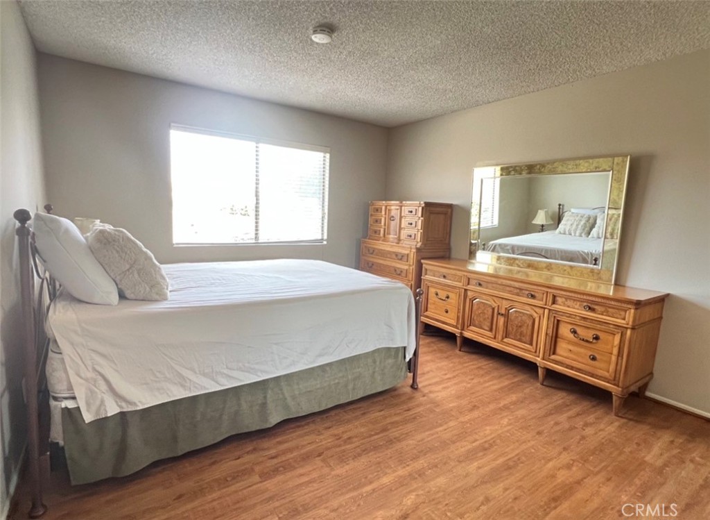 1265 Elm E