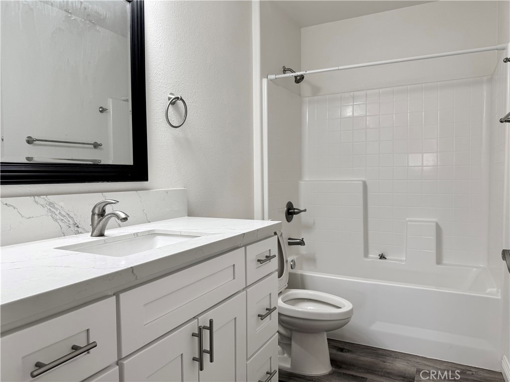 1140 Monterey