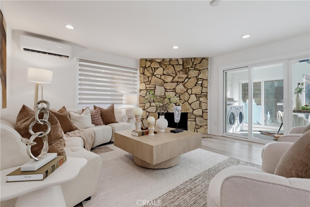 125 Campanita Court
