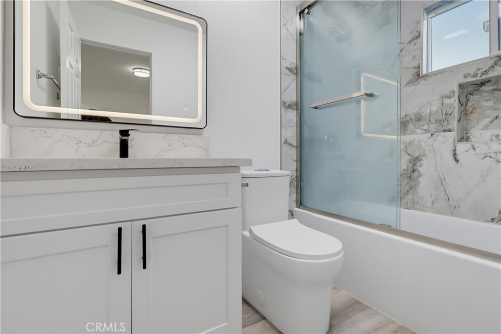 125 Campanita Court
