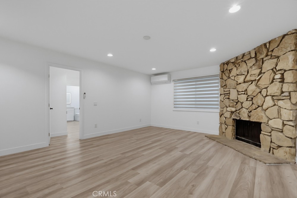125 Campanita Court