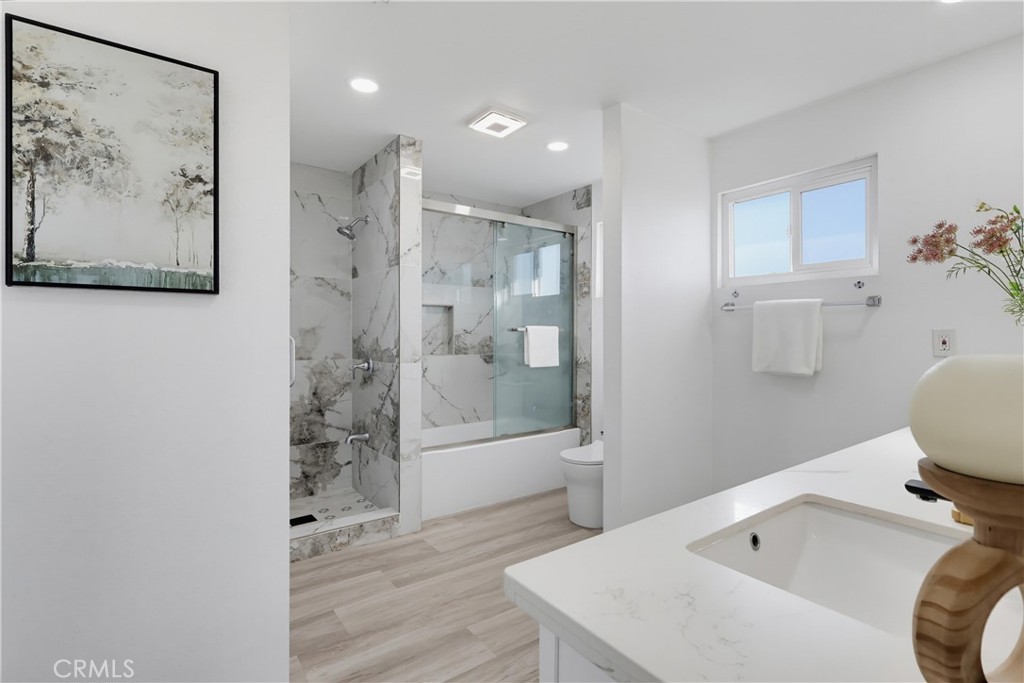 125 Campanita Court