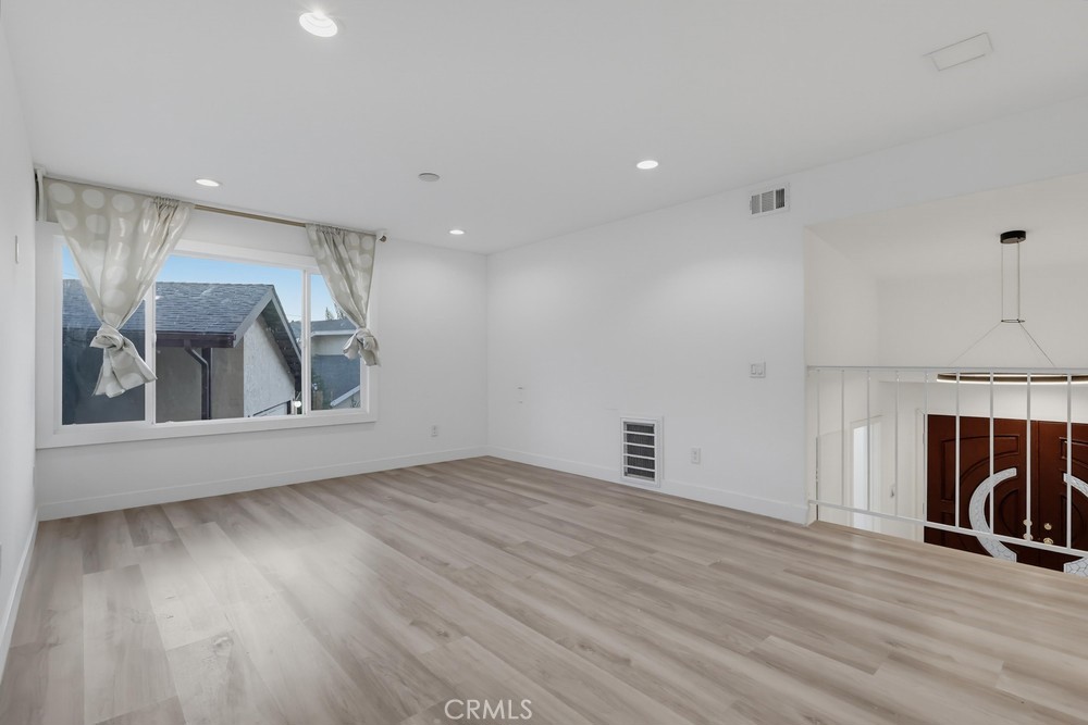 125 Campanita Court
