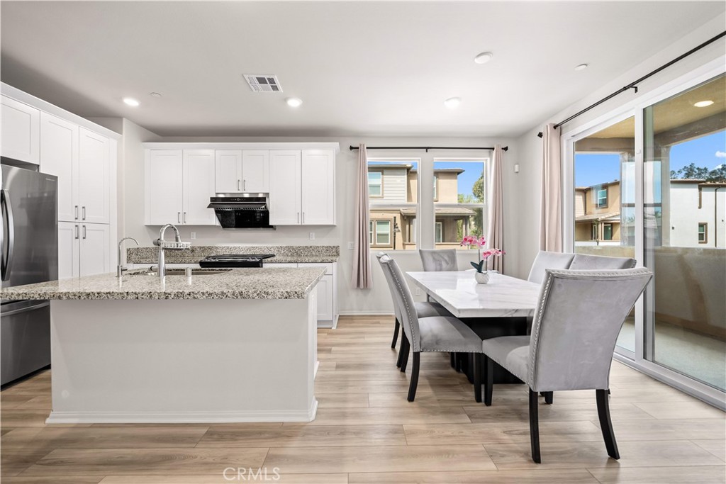 1480 Stratus Dr