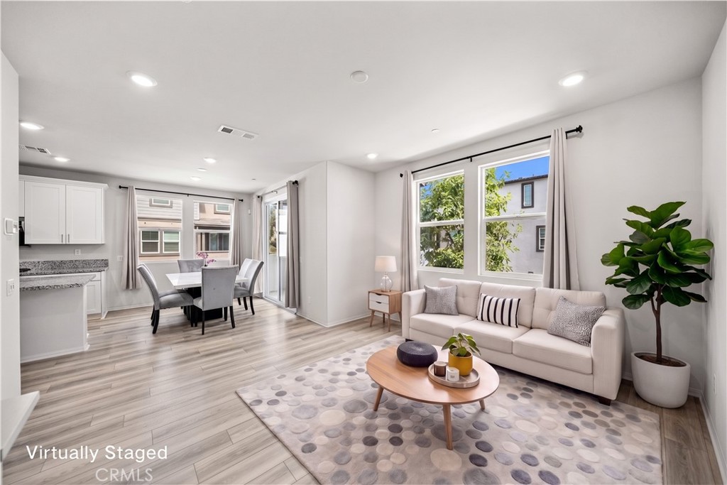 1480 Stratus Dr