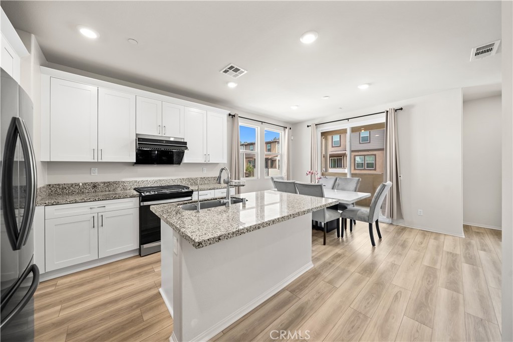 1480 Stratus Dr