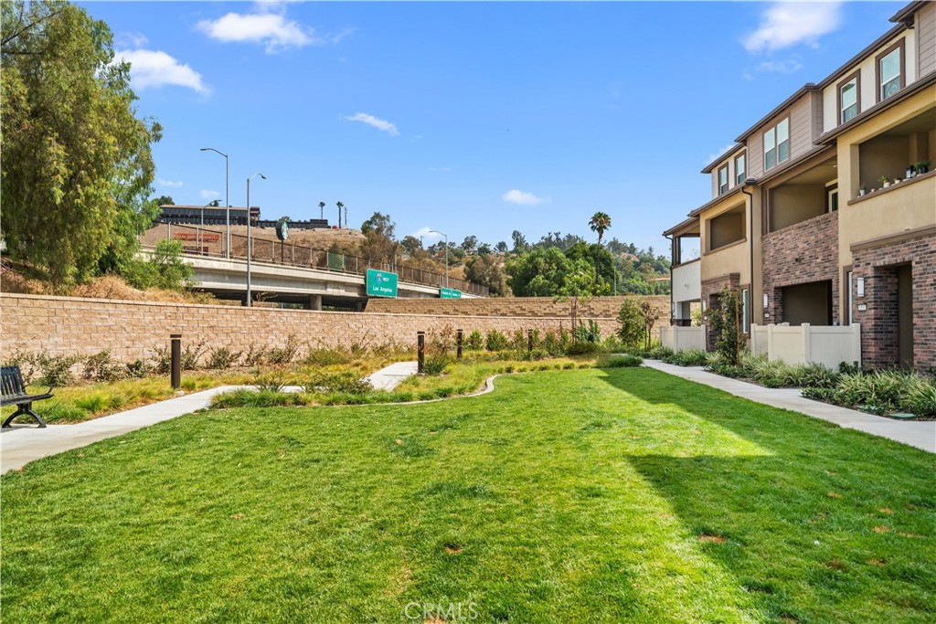 1480 Stratus Dr