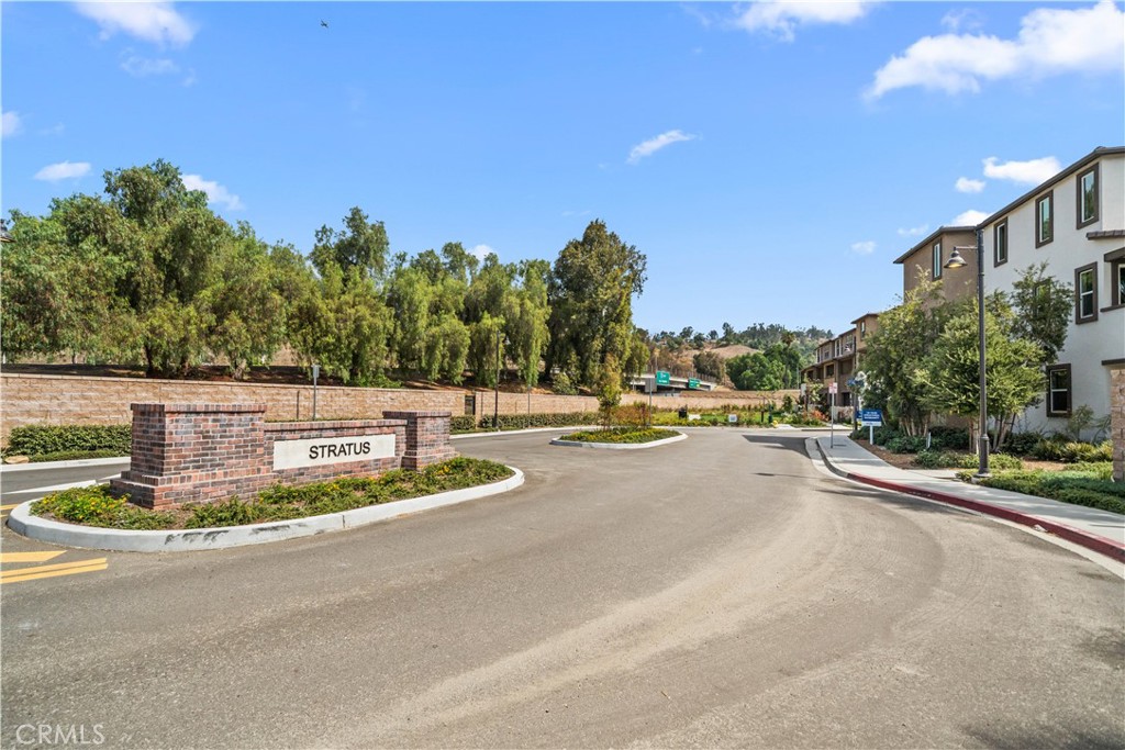 1480 Stratus Dr