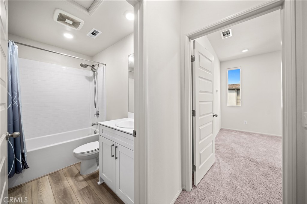1480 Stratus Dr