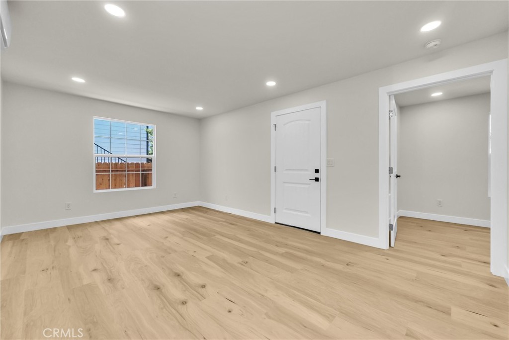 116 -114 N Cornell