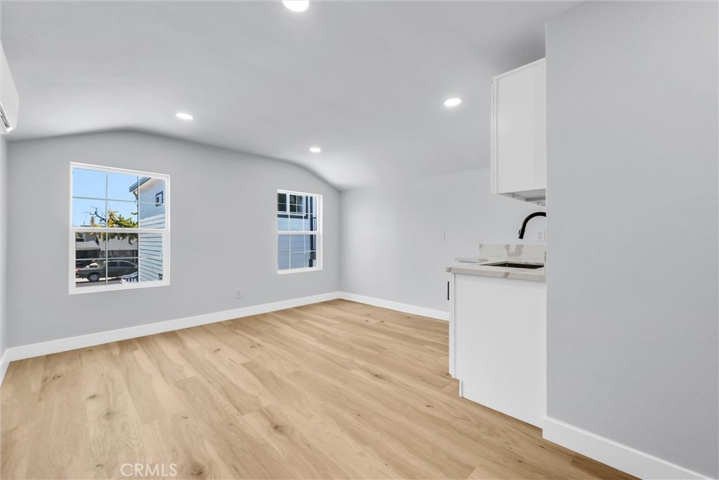 116 -114 N Cornell