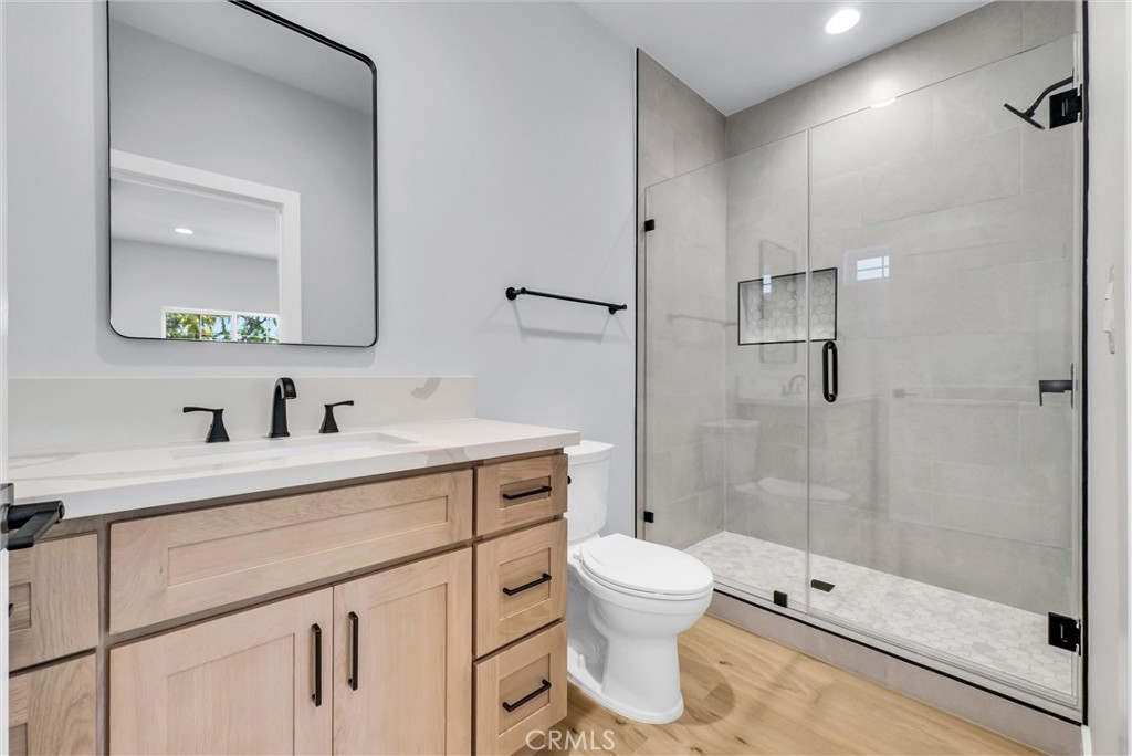 116 -114 N Cornell