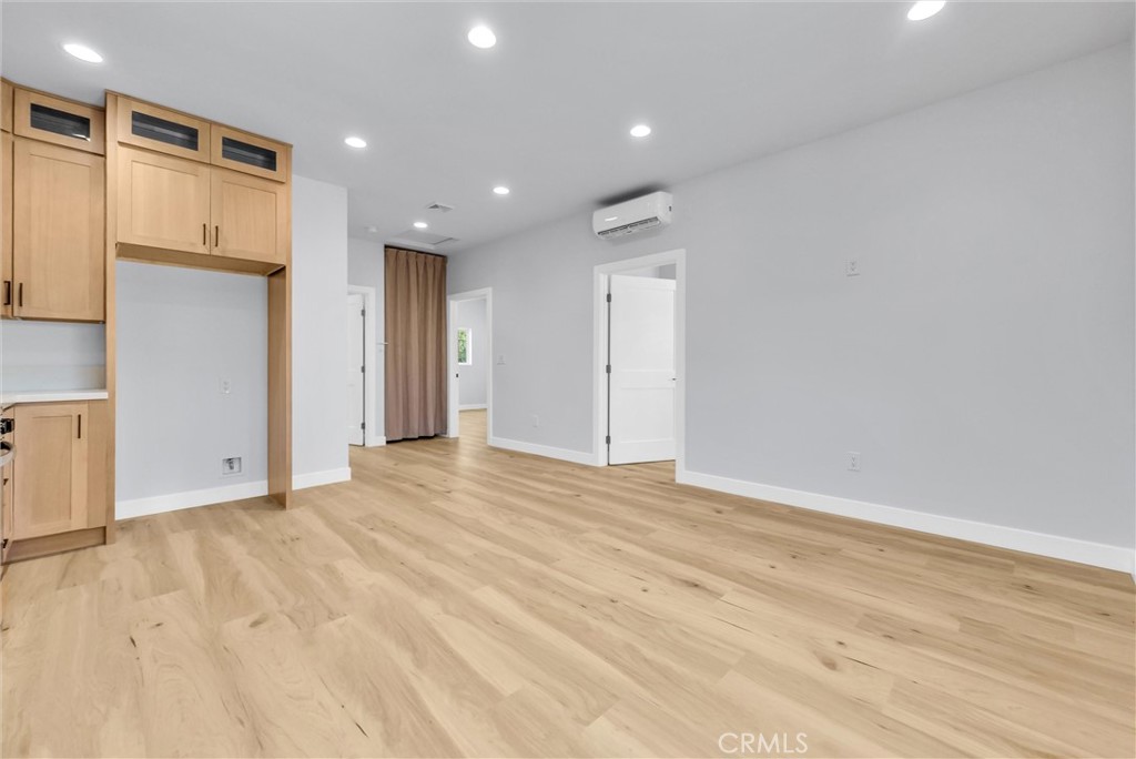 116 -114 N Cornell