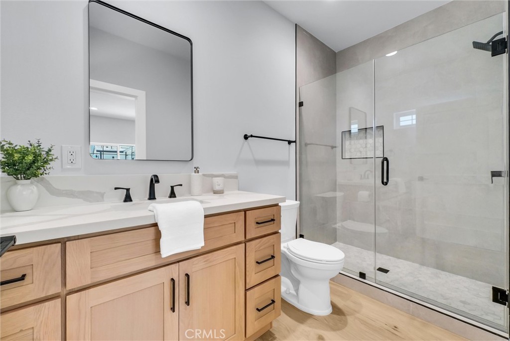 116 -114 N Cornell
