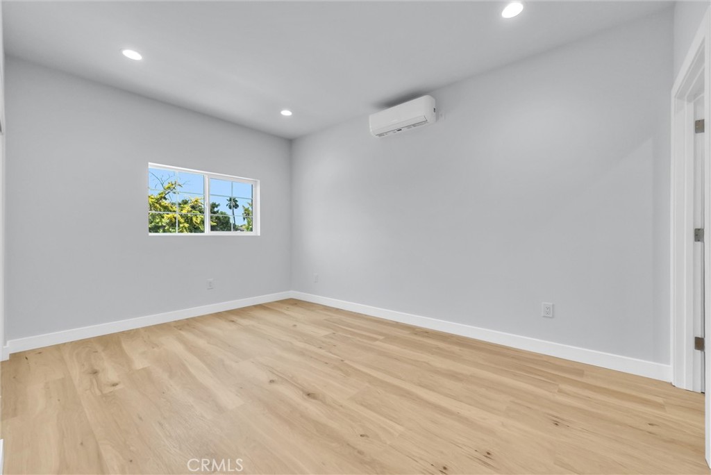 116 -114 N Cornell