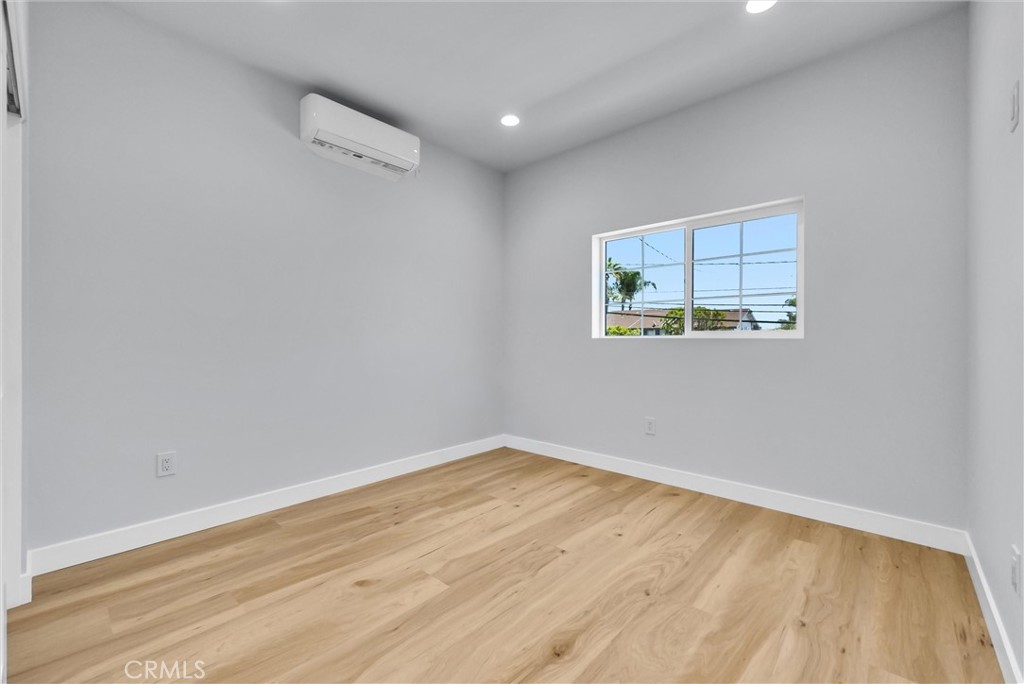 116 -114 N Cornell