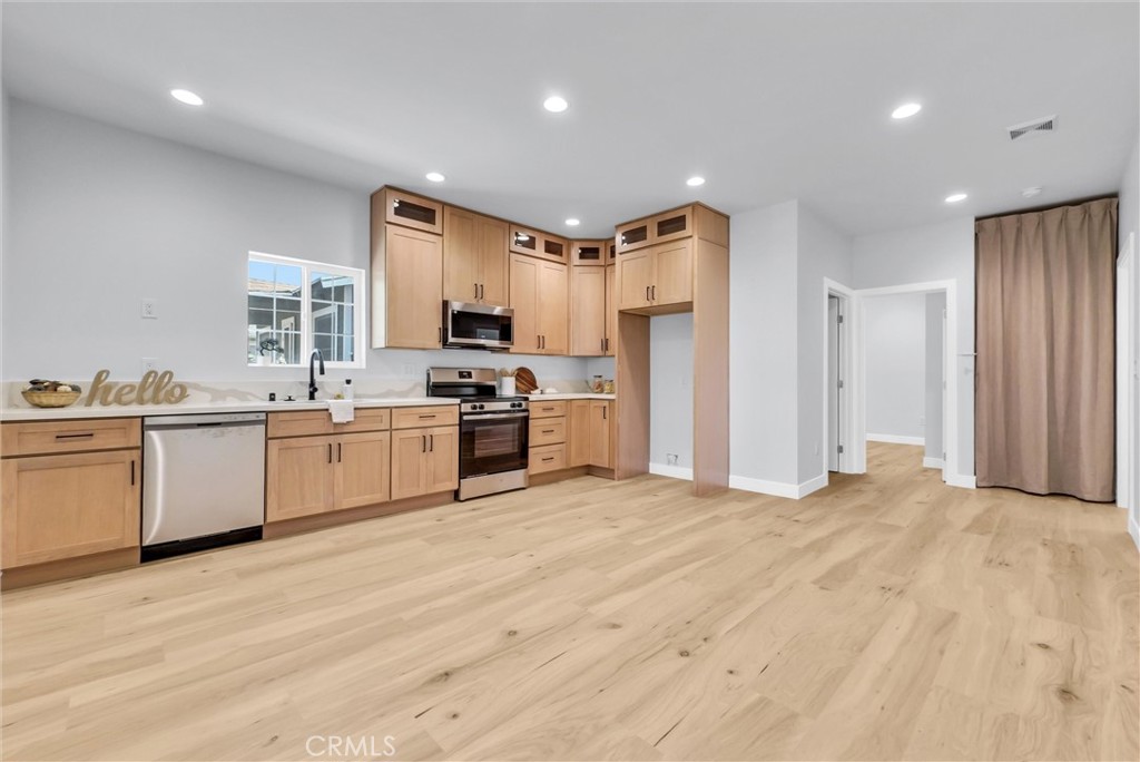 116 -114 N Cornell