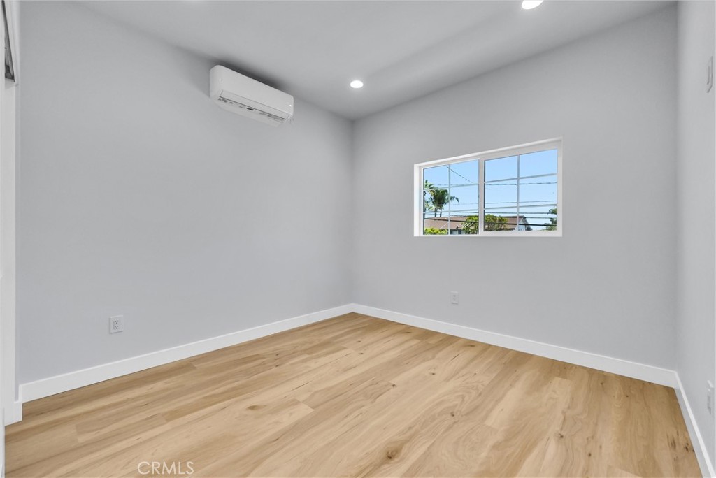 116 -114 N Cornell