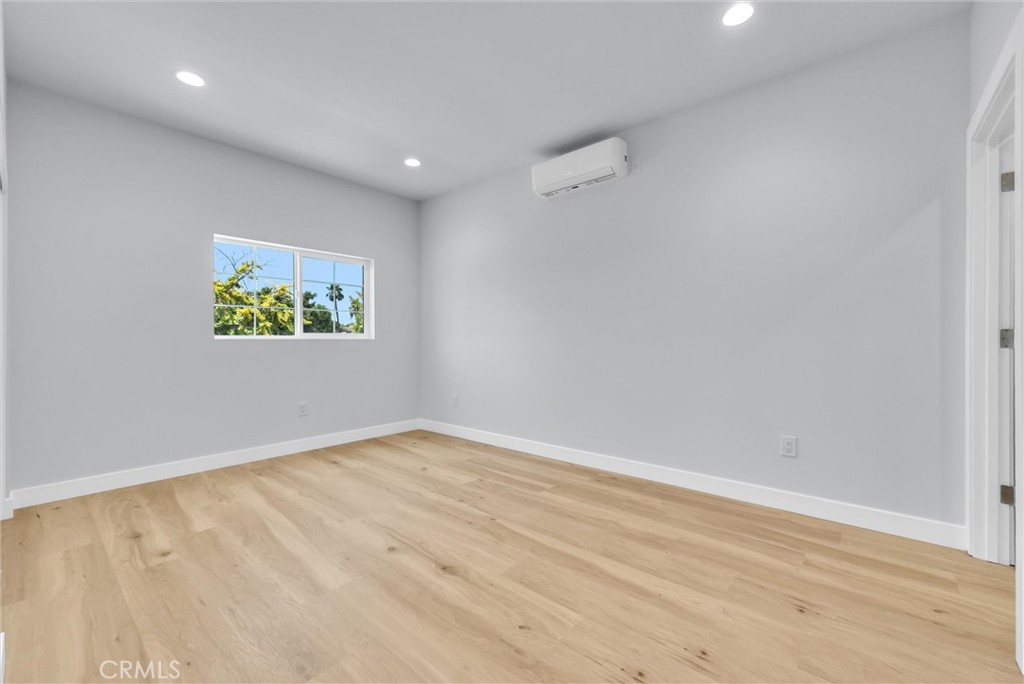 116 -114 N Cornell