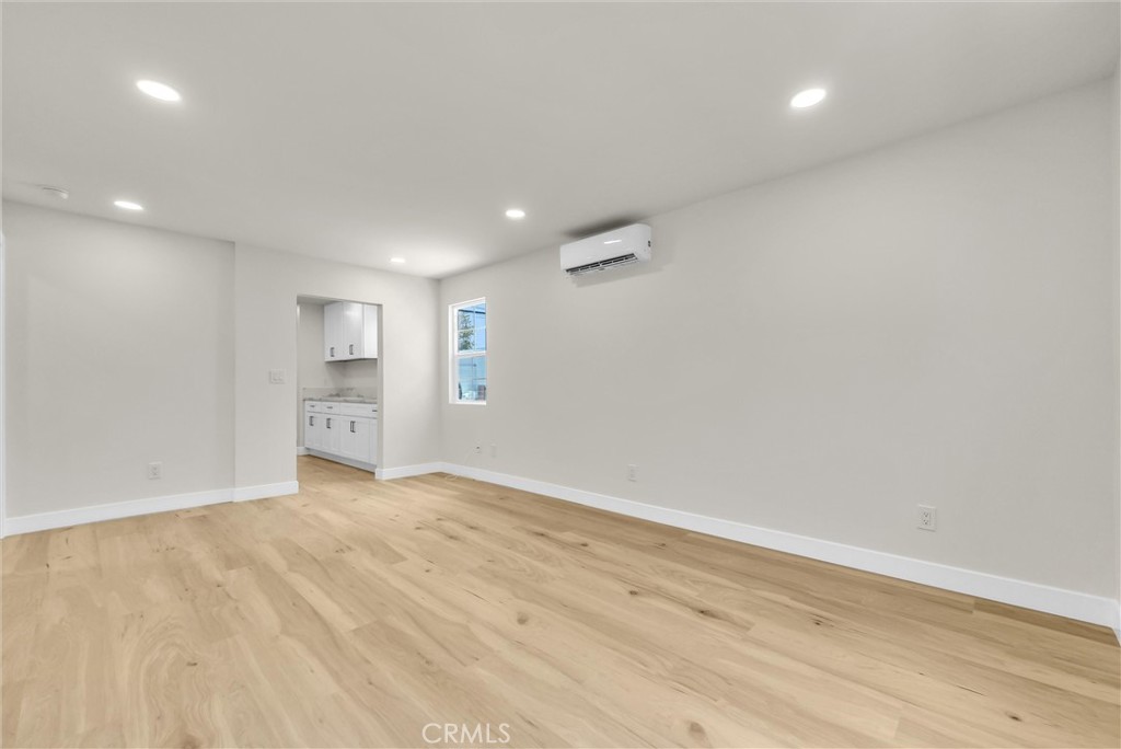 116 -114 N Cornell