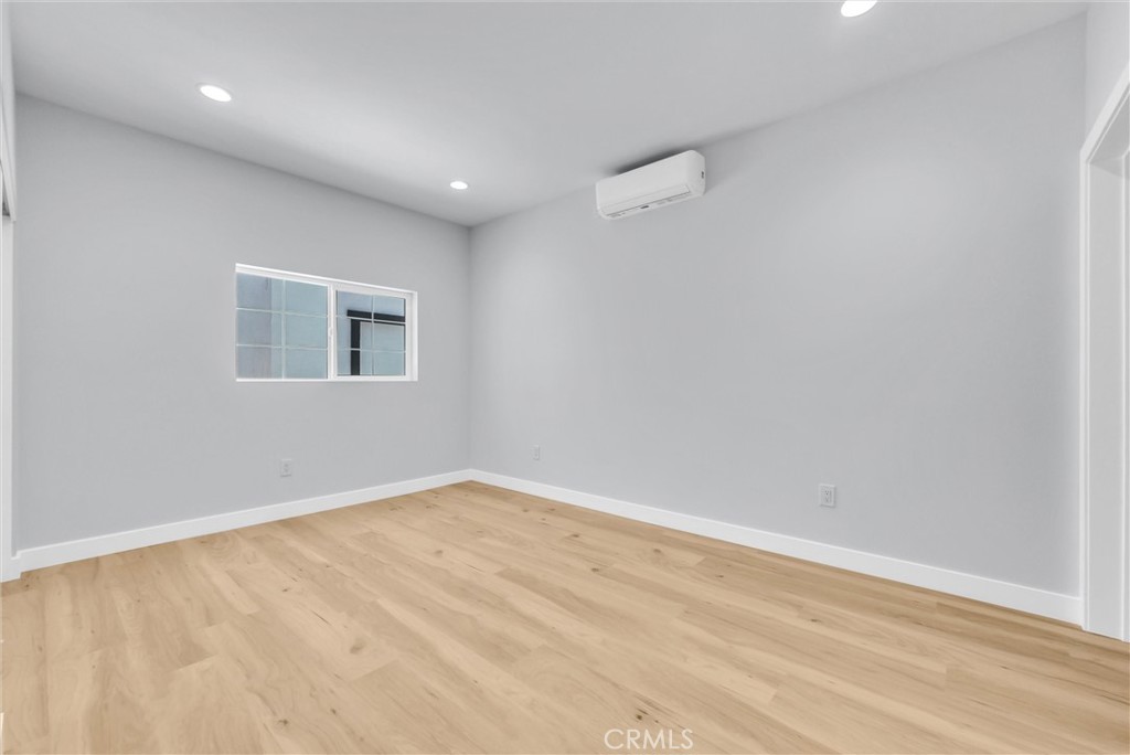 116 -114 N Cornell