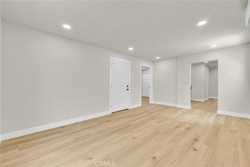 116 -114 N Cornell
