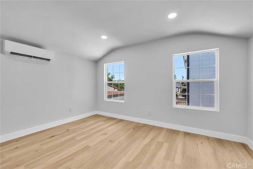 116 -114 N Cornell