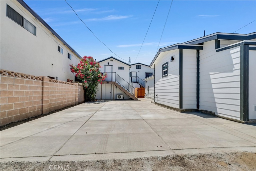116 -114 N Cornell