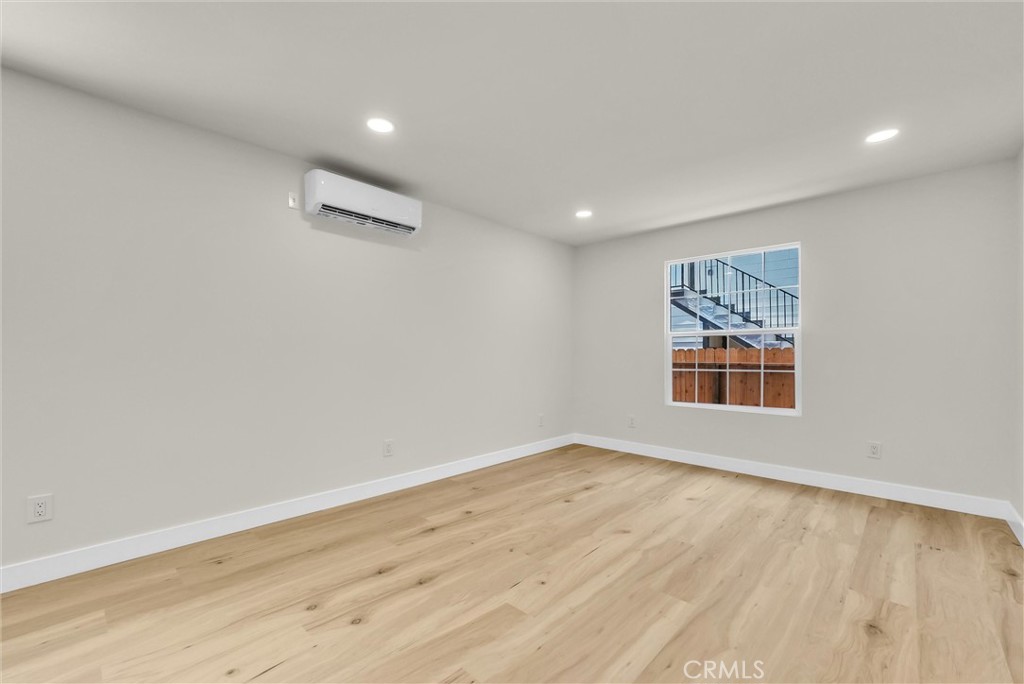 116 -114 N Cornell