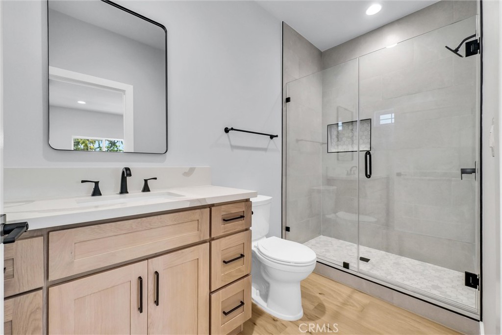116 -114 N Cornell
