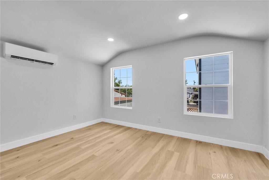 116 -114 N Cornell