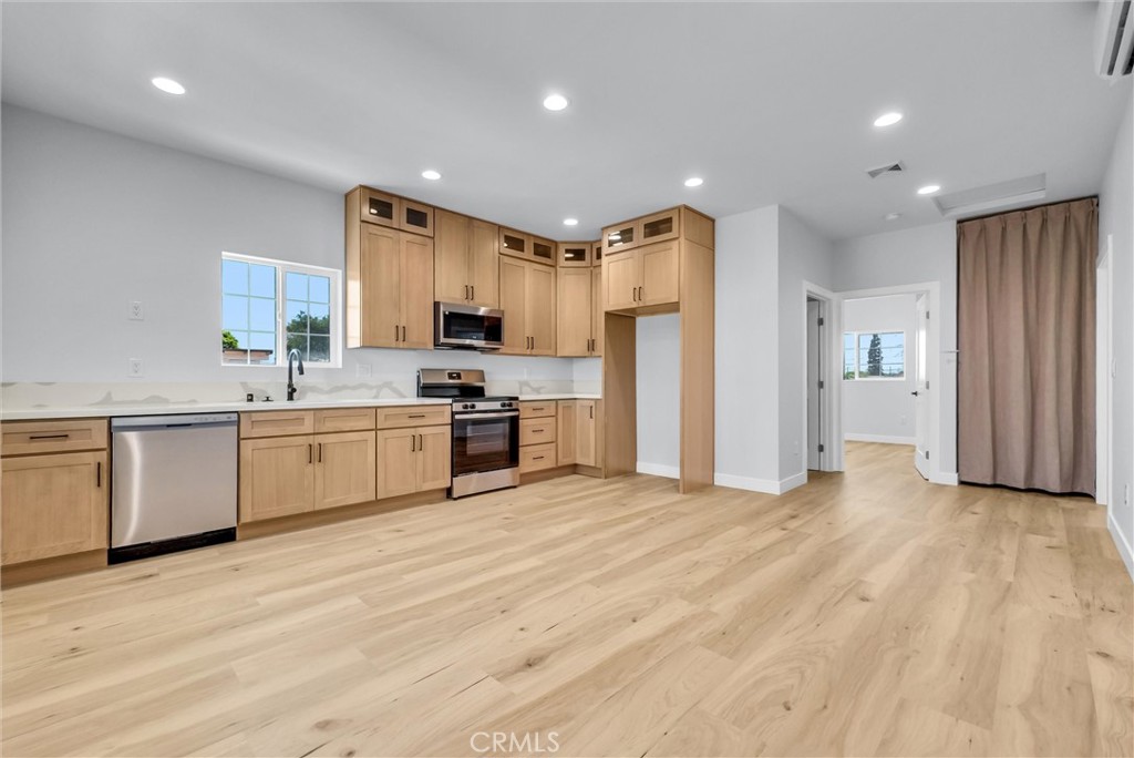 116 -114 N Cornell