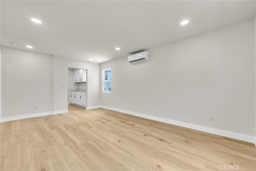 116 -114 N Cornell
